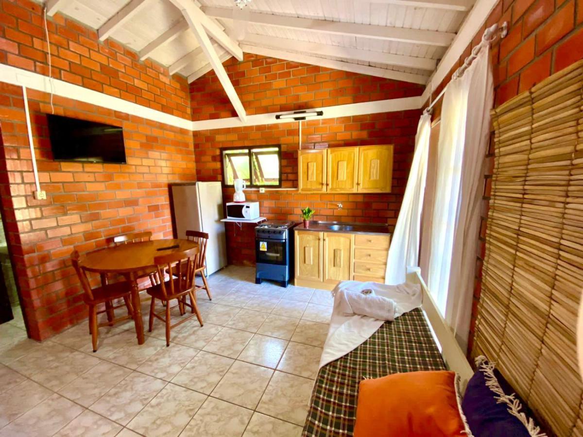 Hôtel Aldeia Rosa à Praia do Rosa Extérieur photo